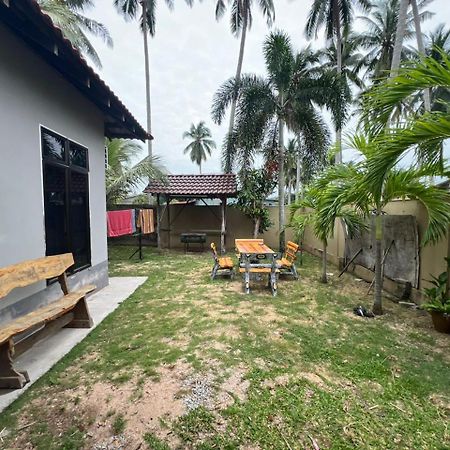 קוטה בארו Relaxs Homestay מראה חיצוני תמונה