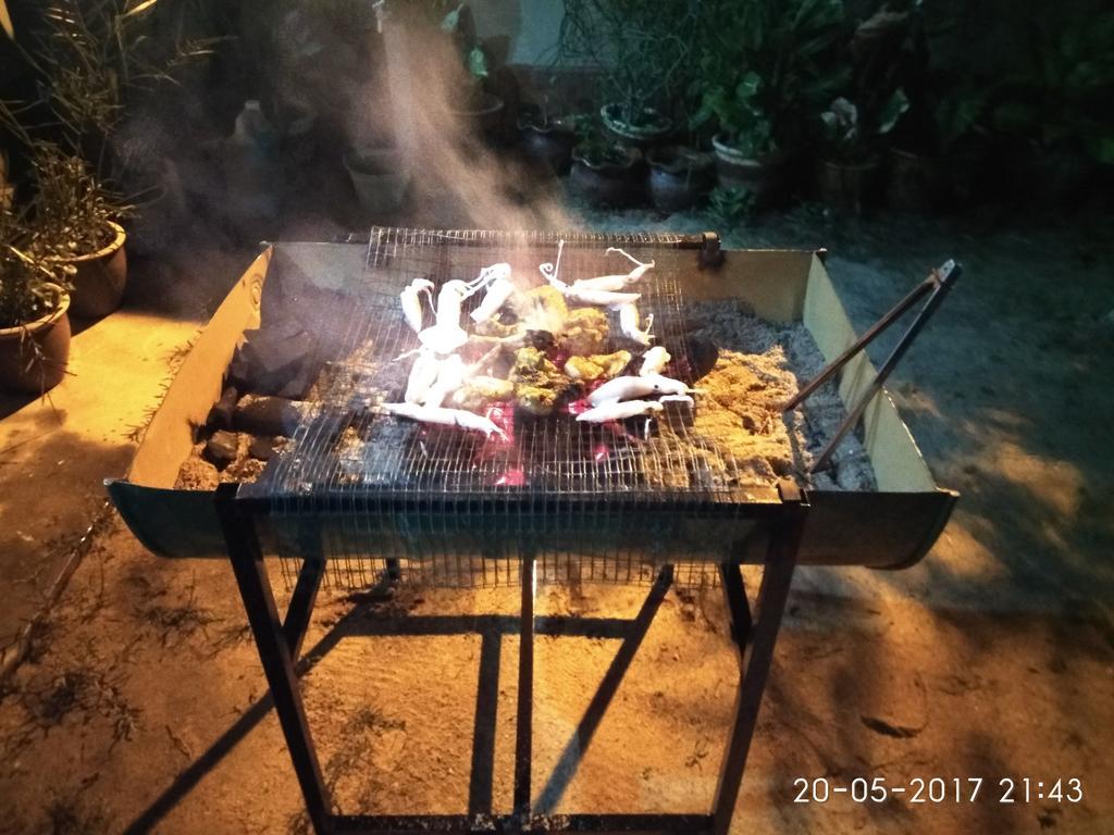 קוטה בארו Relaxs Homestay מראה חיצוני תמונה