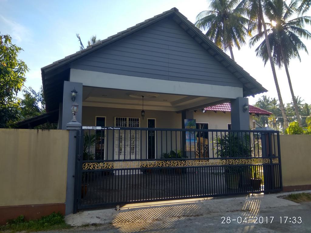 קוטה בארו Relaxs Homestay מראה חיצוני תמונה